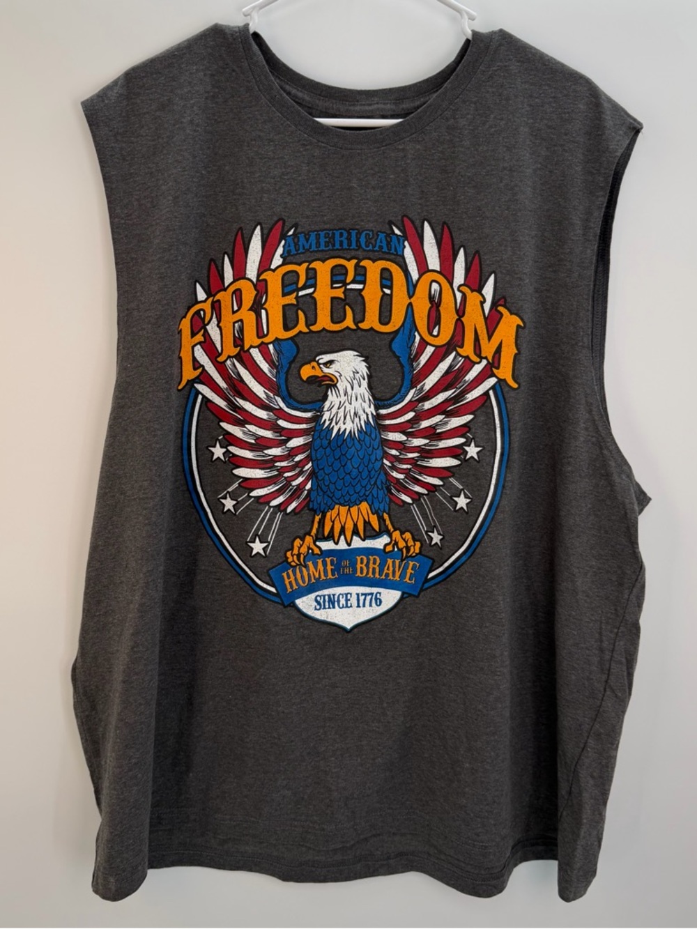 Faded Glory Gray Graphic Tee with Red, White & Blue Eagle